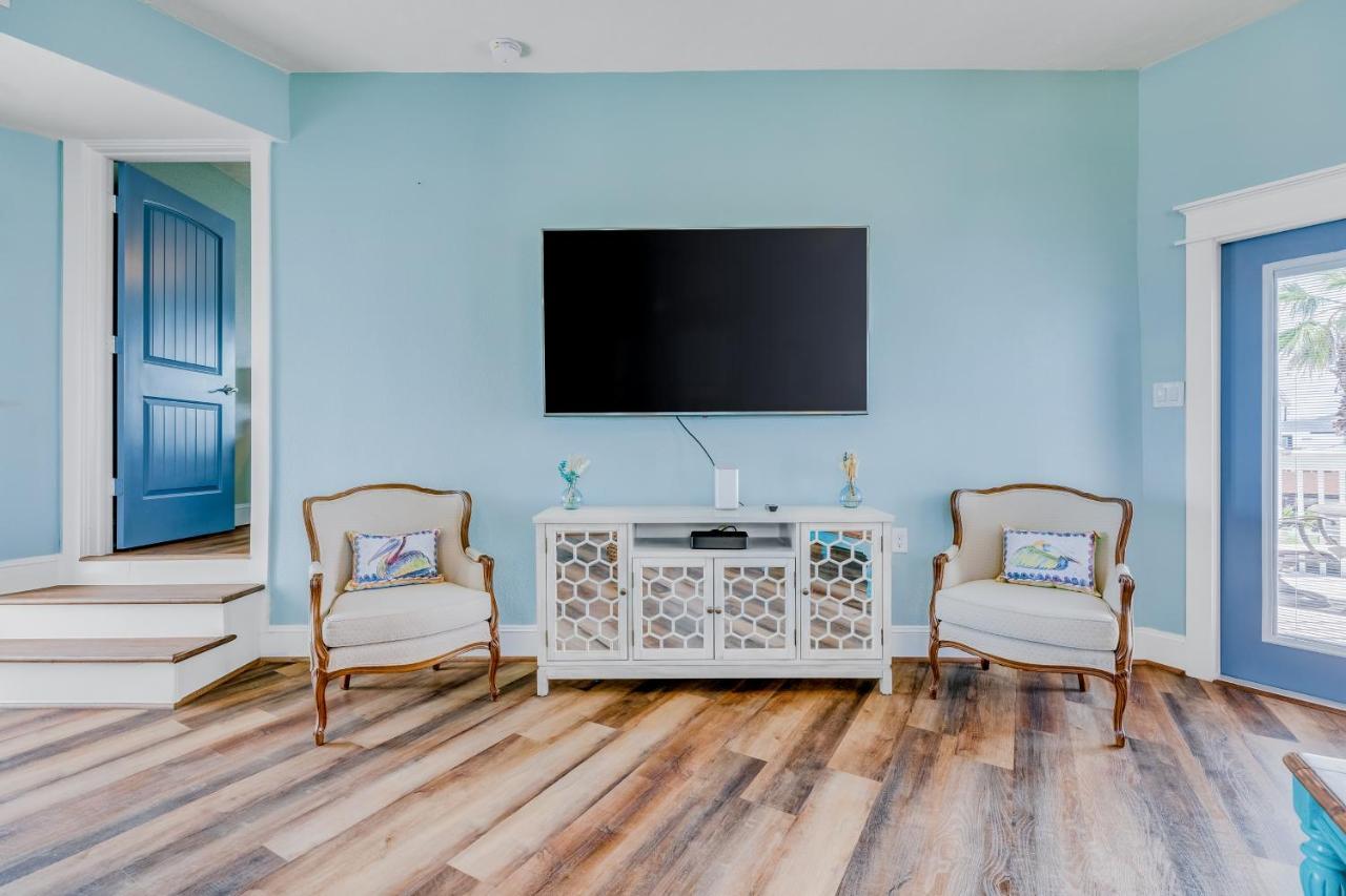The Quirky Whale Villa Surfside Beach Buitenkant foto