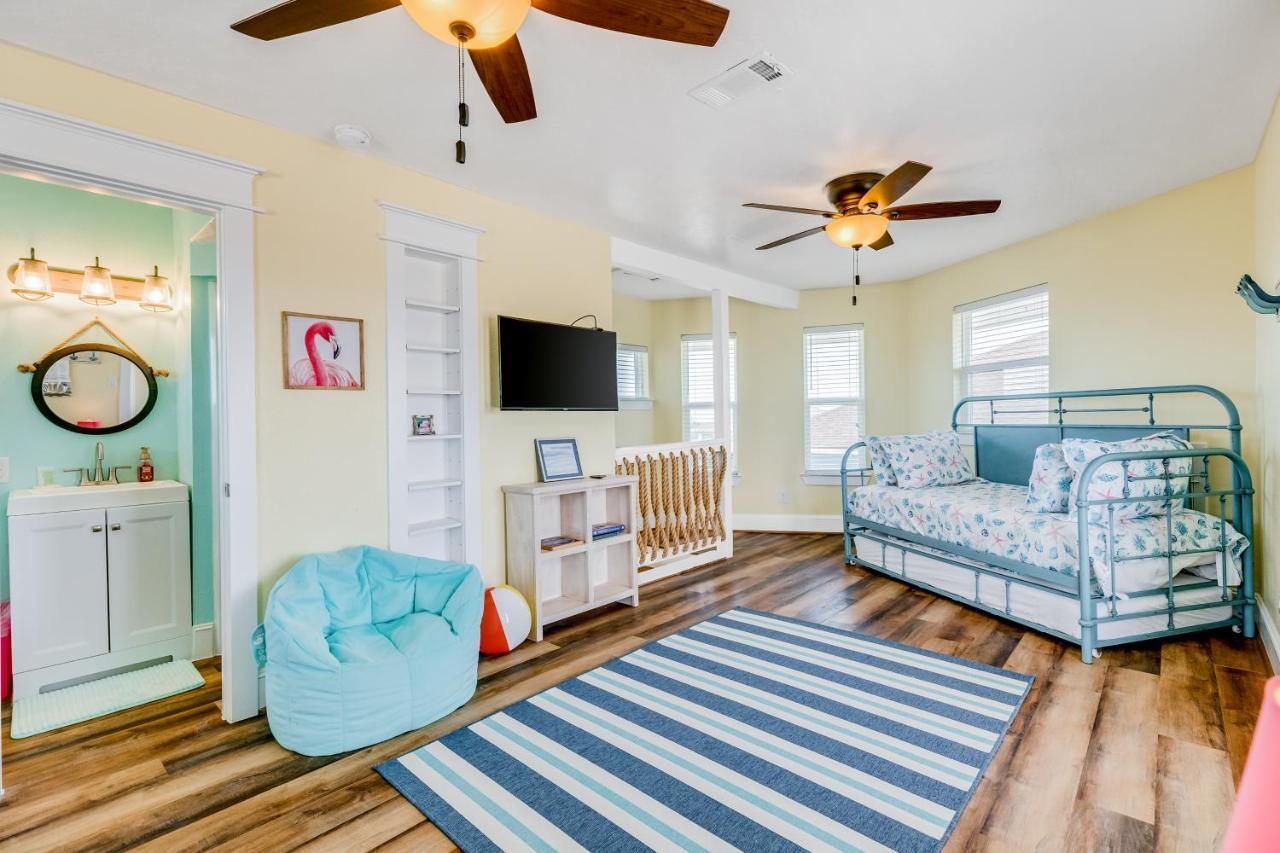 The Quirky Whale Villa Surfside Beach Buitenkant foto